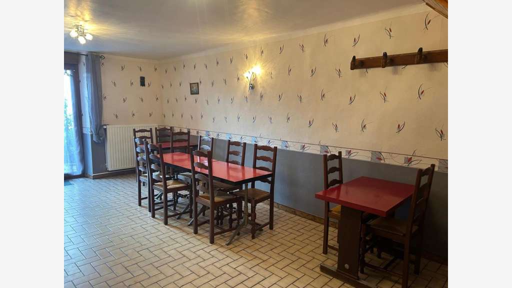 Vente FDC restaurant et bar licence 4 à Tréveray
