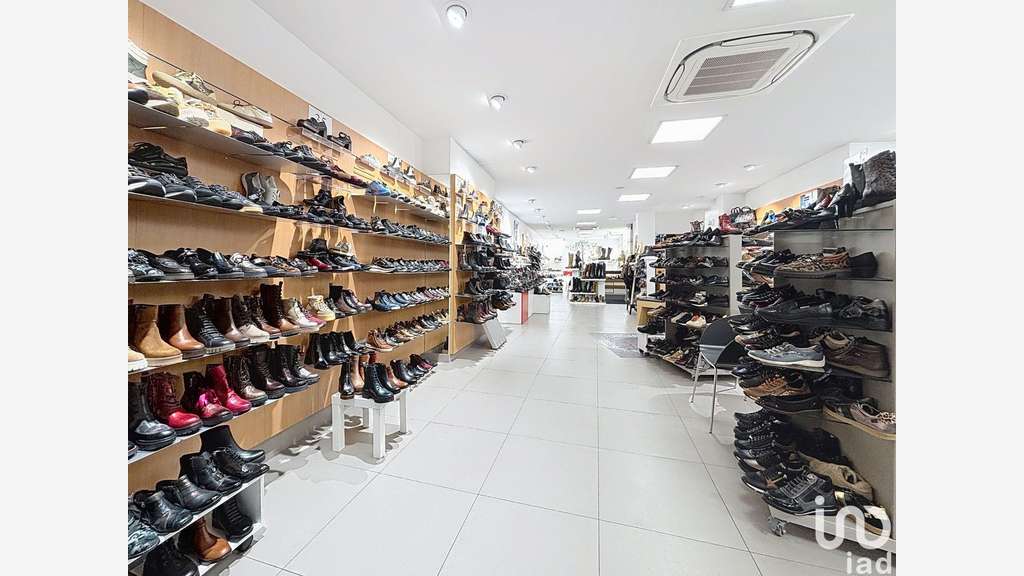 Vente magasin de chaussures à Verdun