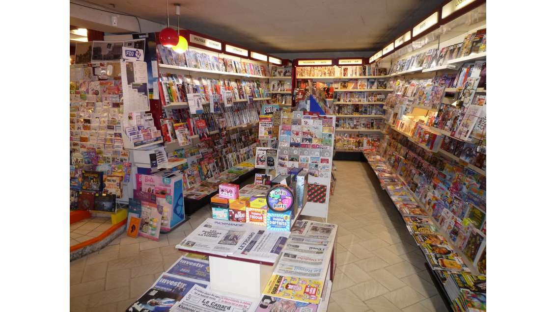 AV maison de la presse – murs + logement (27)📰📚