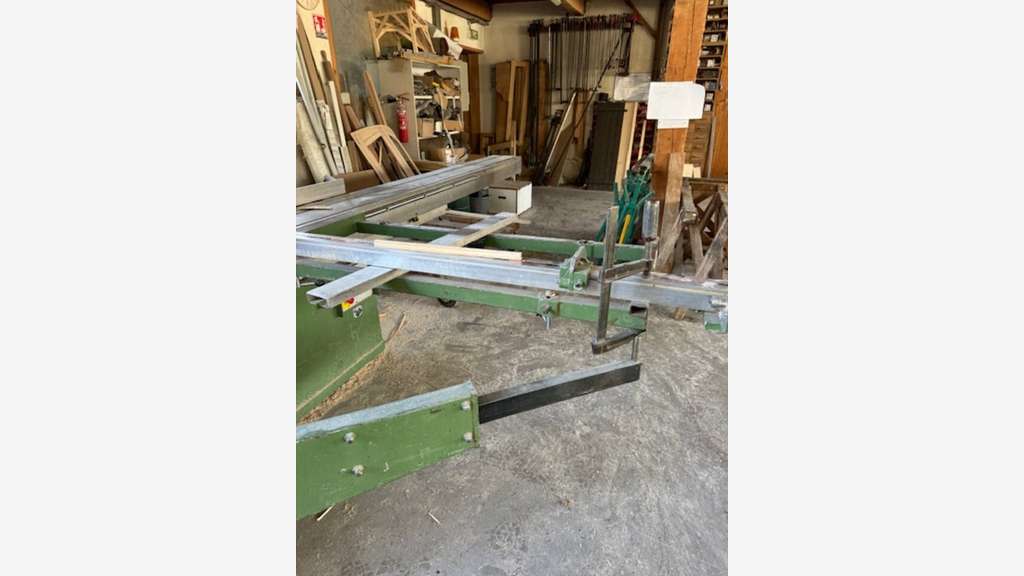 Fonds menuiserie à vendre à l'Arbresle