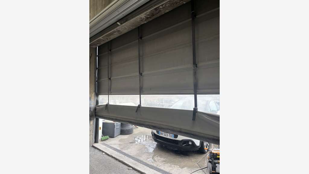 Vente garage carrosserie automobile à Lyon Est