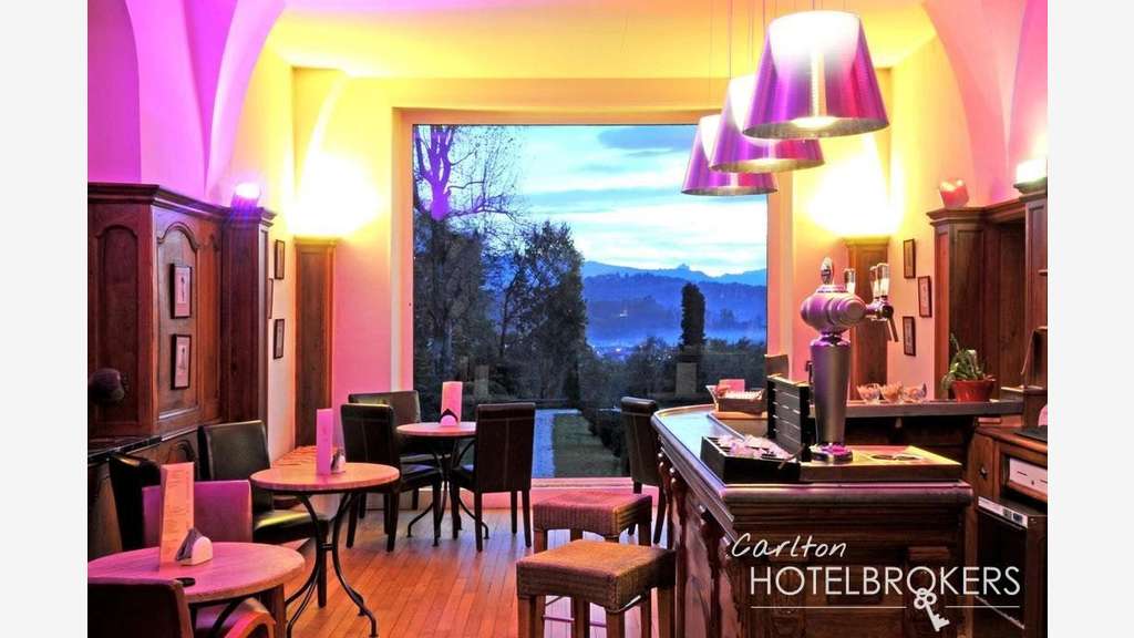 AV Hôtel ***** restaurant * Pyrénées Atlantiques