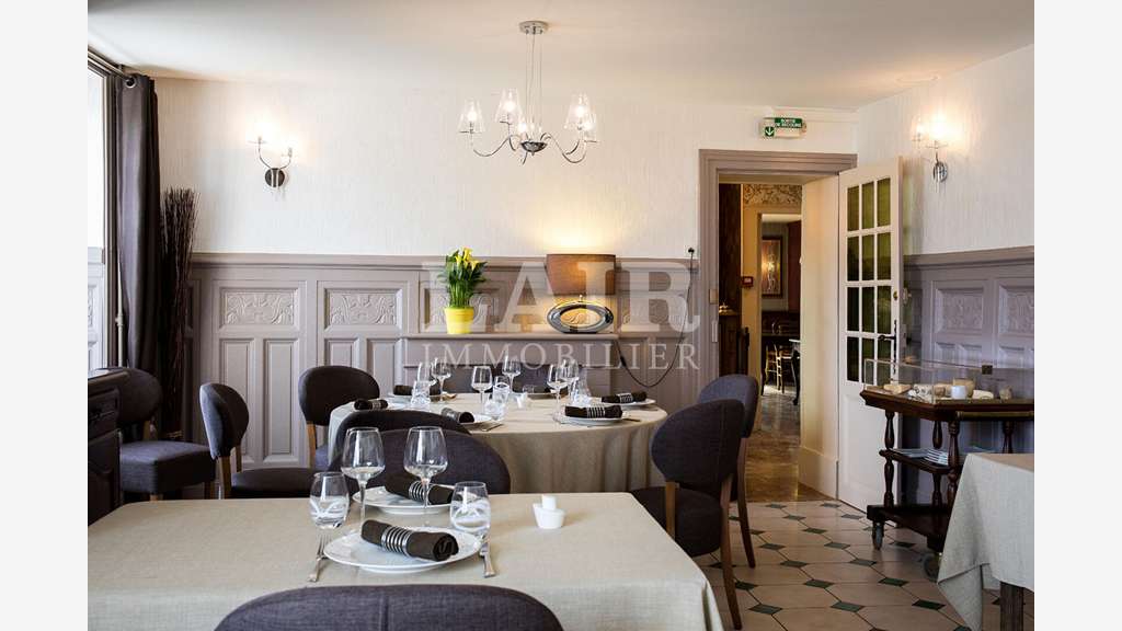 61- À vendre hôtel aux portes du Perche Ornais  