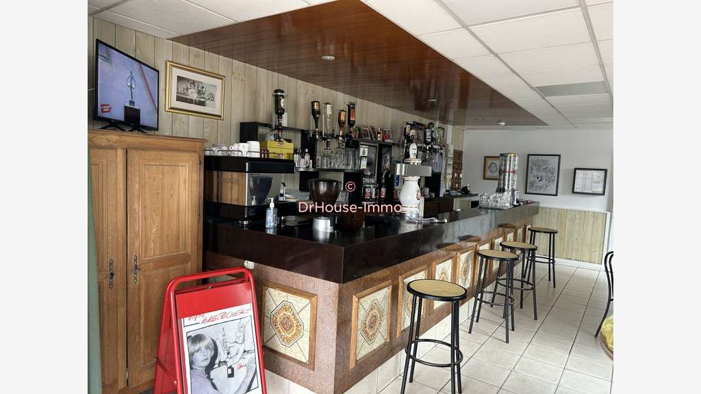 16000 ANGOULEME A VENDRE UN ENSEMBLE IMMOBILIER