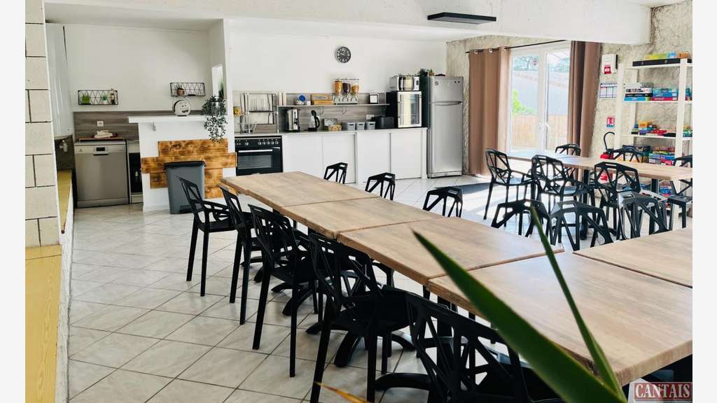 Vente domaine touristique 2000m² Sud Ardèche