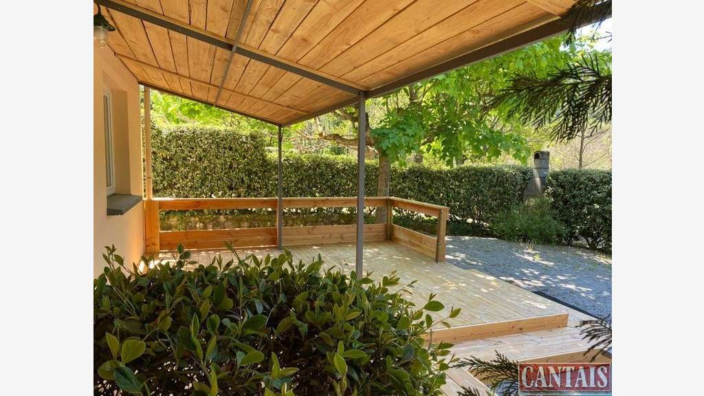 Vente gîtes 3ha 130 couchages prox Alès