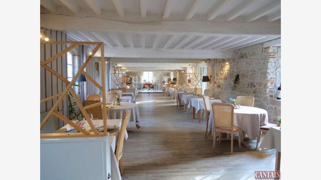 Vente hôtel restaurant 1200m² près de Bordeaux