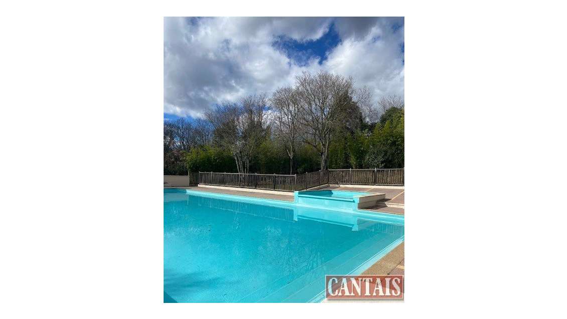 AV hôtel restaurant sur axe Cévennes - Provence