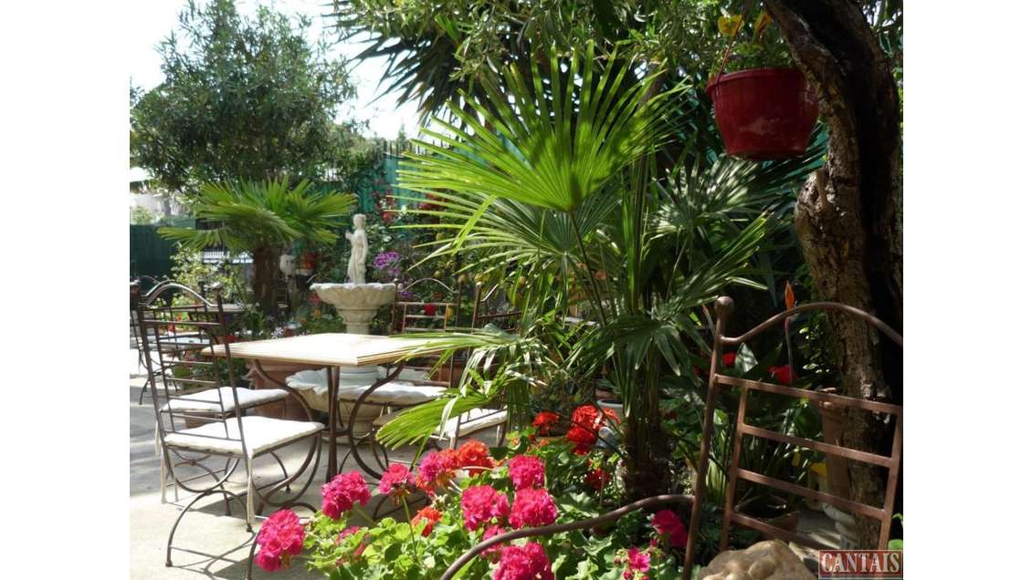 Vente hôtel bureau sur axe Menton Fréjus