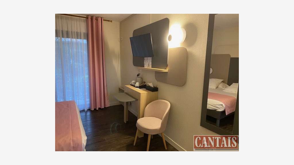 Vente hôtel restaurant 30 ch axe Reims-Lille A4