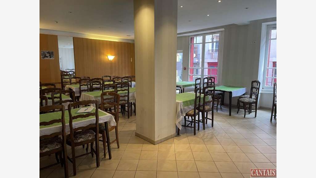 Vente hôtel bureau + 25 ch axe Vesoul Gerardmer