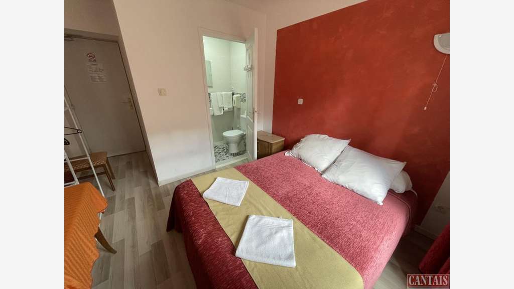Vente hôtel bureau + 25 ch axe Vesoul Gerardmer