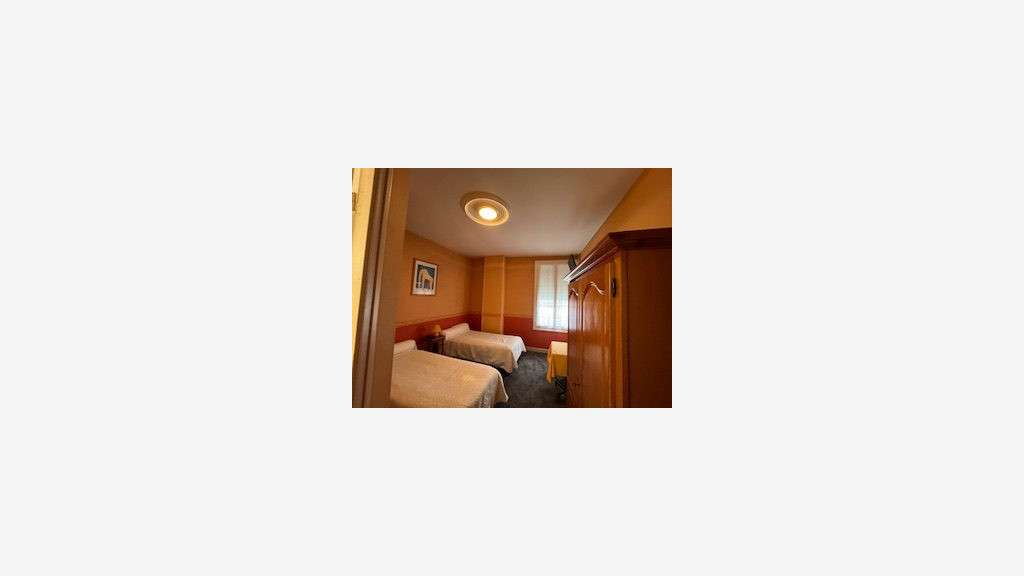 Vente murs et FDC hôtel-restaurant proche Limoges