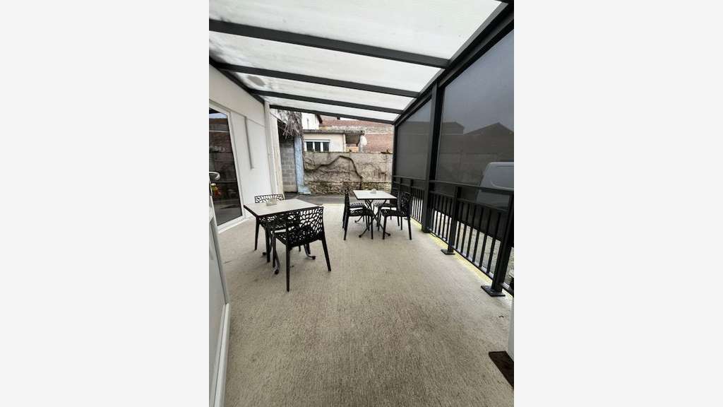 Vente murs et FDC hôtel-restaurant proche Limoges