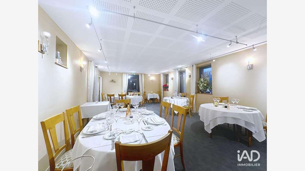 Hotel restaurant à Carantilly