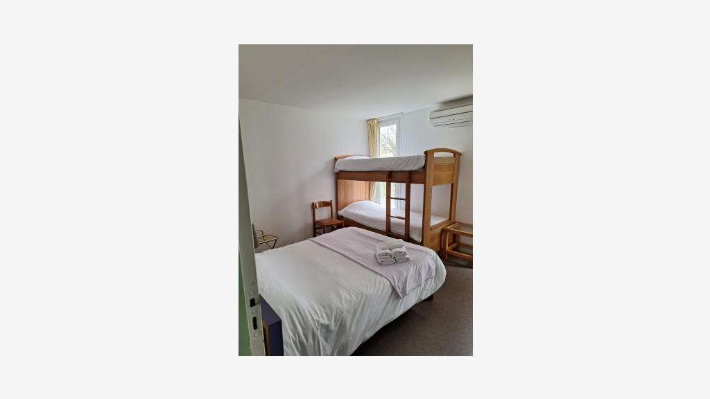 Vente hôtel bureau lic IV Nord-Est de Châteauroux