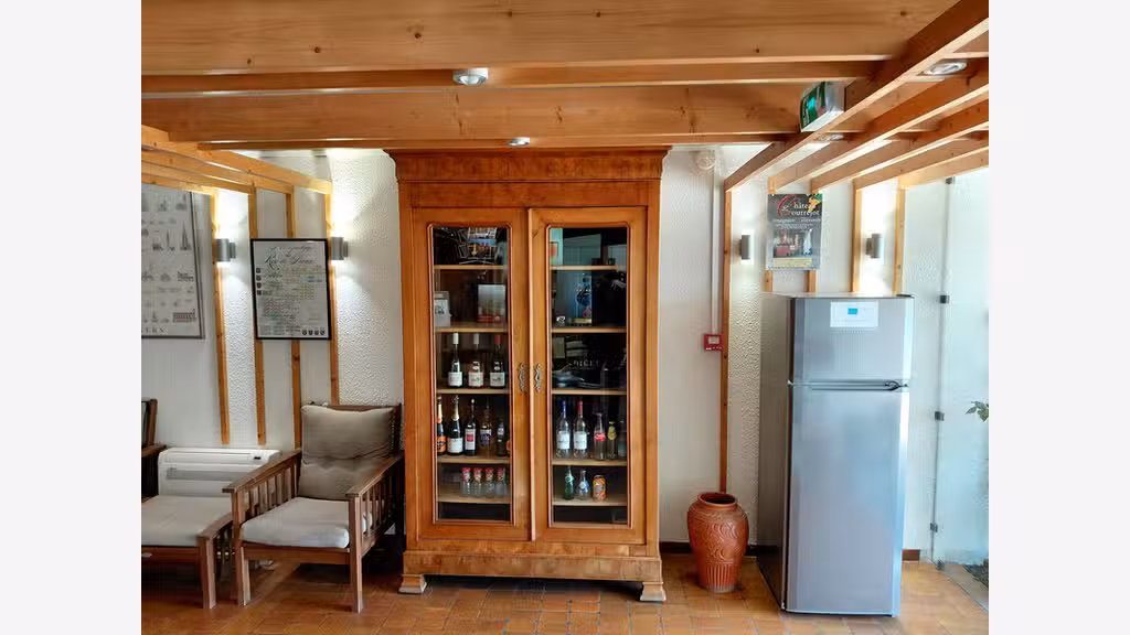 Fonds et murs hôtel à vendre sur Condom (32)