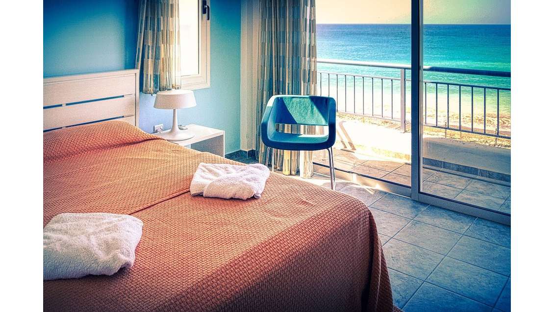 Opportunité rare hôtel 2* à céder la plage à pieds