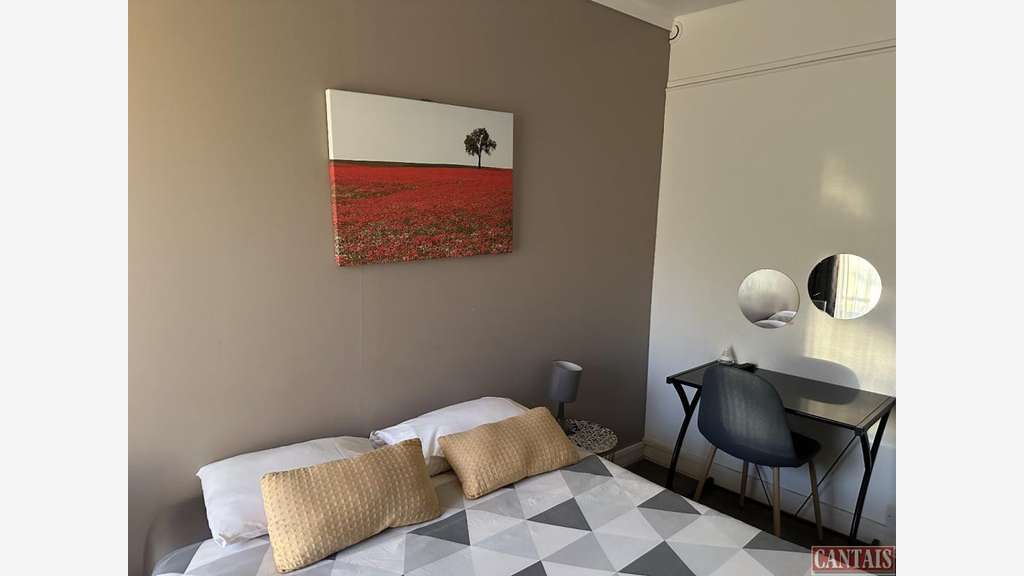 Vente hôtel bureau proche mer sur la Côte d'Azur
