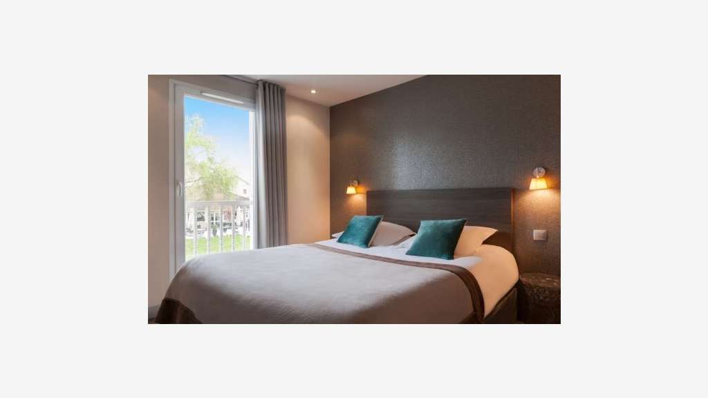 Vente hôtel *** proche de Roissy Villepinte