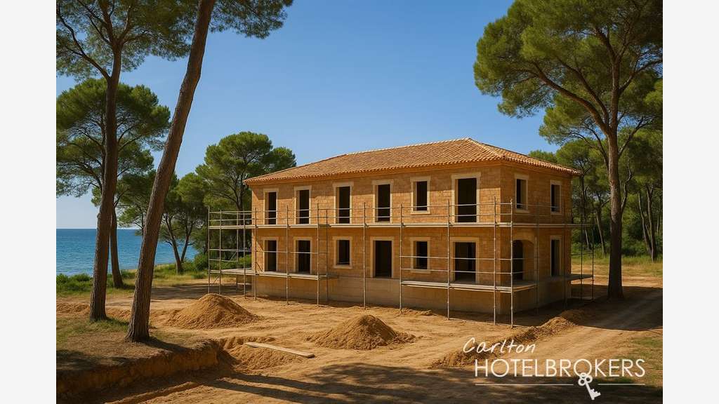 Vente hôtel à construire pieds dans l'eau dans Var