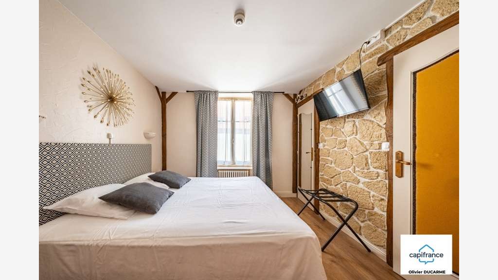 A vendre hôtel restaurant clé en main à Fixin