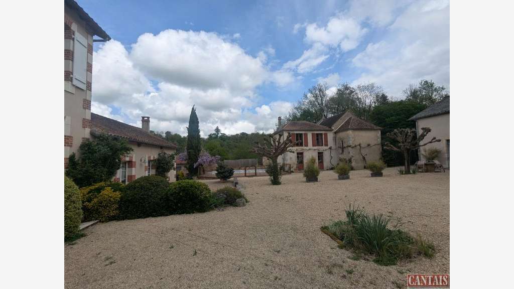 Vente domaine de charme haut de gamme 86