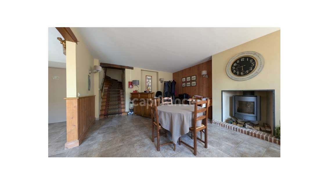 FDC hôtel-restaurant à vendre à Sainte Gauburge