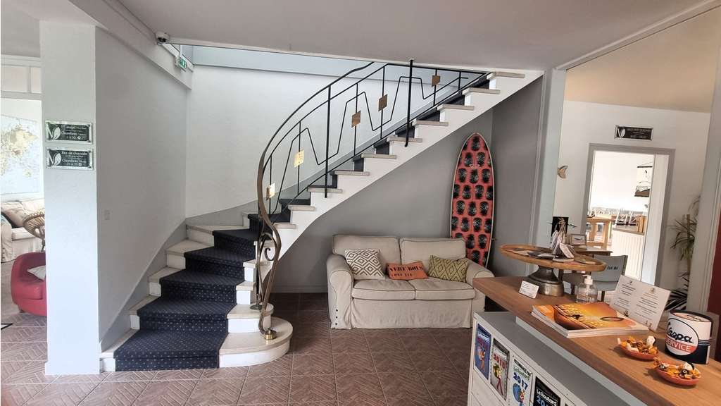 Charente-Maritime (17), A Vendre Murs et Fonds