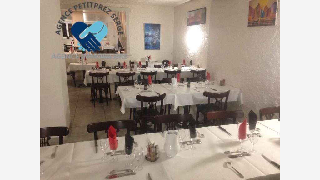 Vente hôtel restaurant terrasse proche de Mazamet