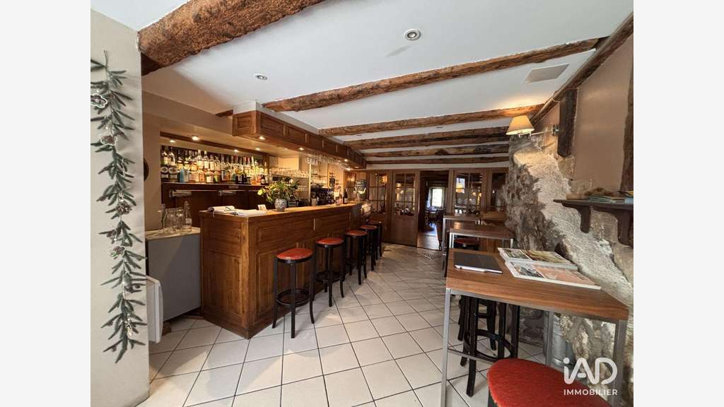 Hotel restaurant à Montpezat-sous-Bauzon