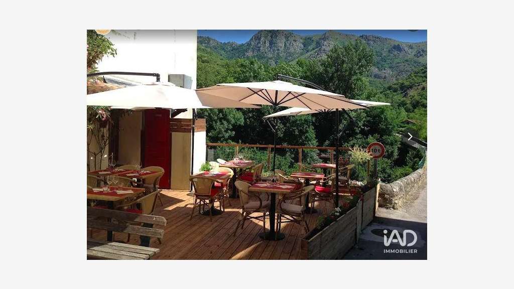 Hotel restaurant à Montpezat-sous-Bauzon