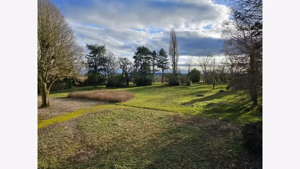 Propriété d'exception à vendre sur Crépy en Valois