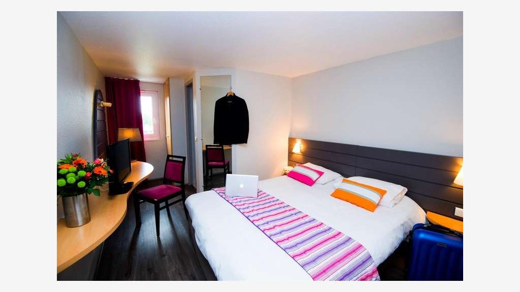 Hôtel 3 *** sous enseigne à vendre à Orthez (64)