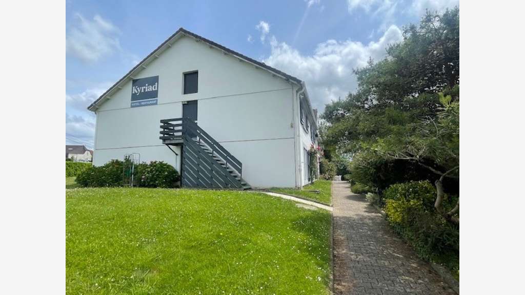 Hôtel 3 *** sous enseigne à vendre à Orthez (64)