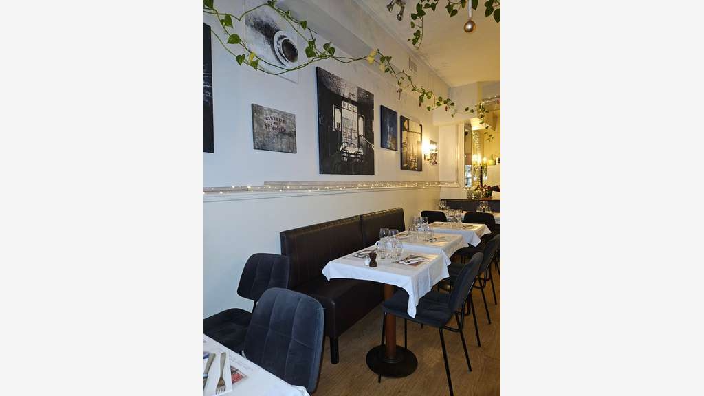 FDC restaurant à vendre à Paris 4 place des Vosges