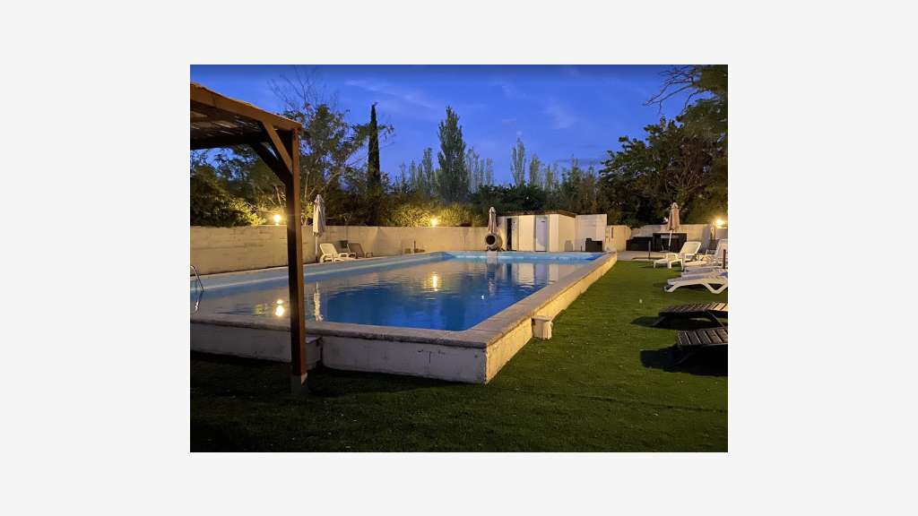 Vente hôtel pension emplac stratégique au Luberon
