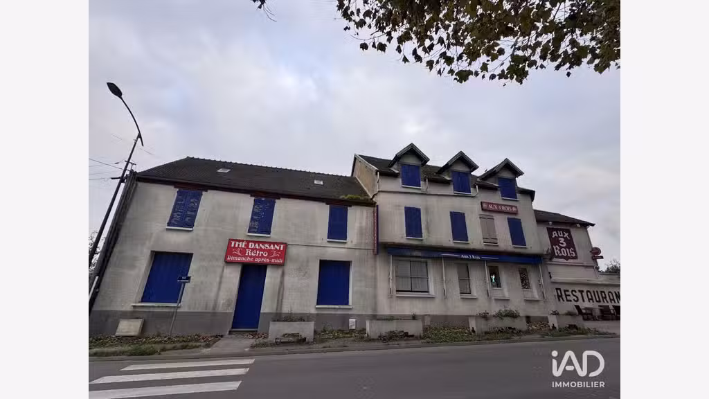 Hotel restaurant à Pont-sur-Yonne