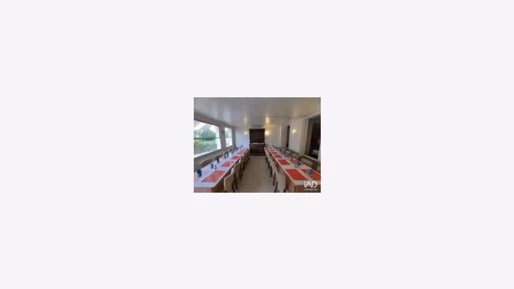 Hotel restaurant à Pont-sur-Yonne