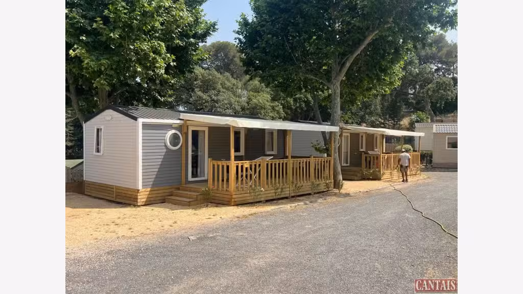 Vente hôtel bureau secteur périurbain en Provence