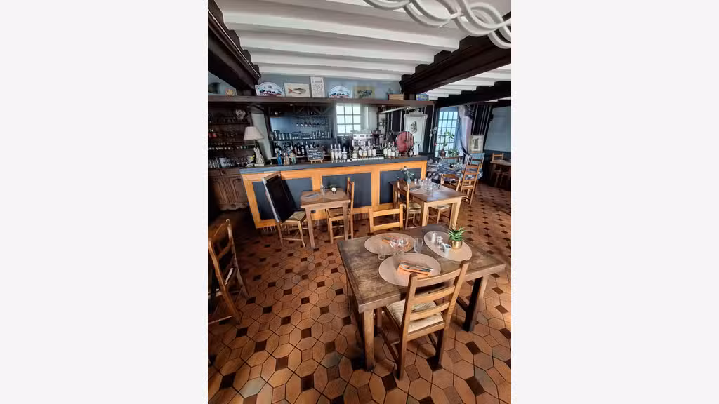 Restaurant hôtel avec terrasse