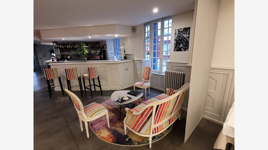 A vendre hôtel/restaurant en bord de mer à Quimper