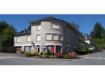 Vente Hôtel - Hôtel restaurant à Vitrac-sur-Montane