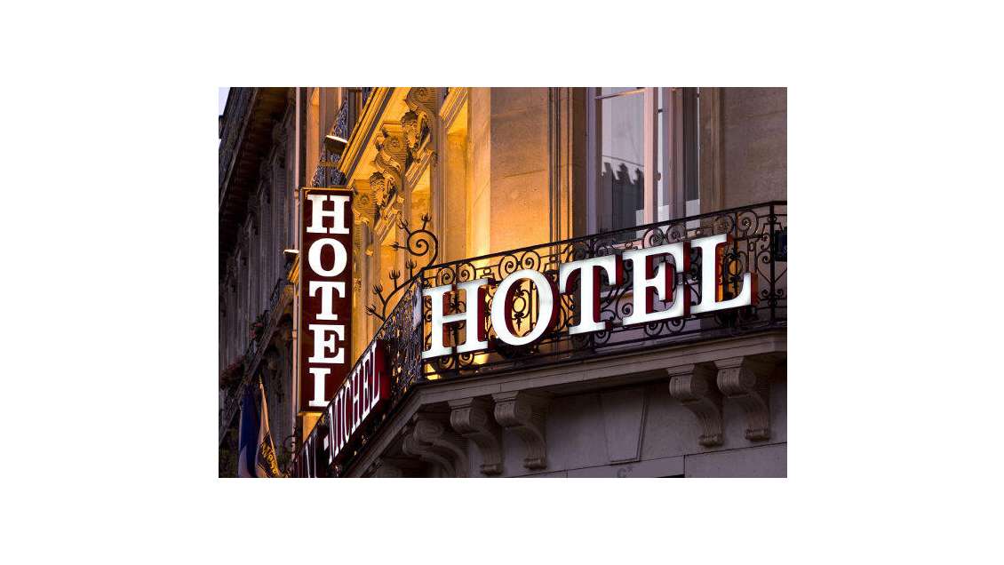 Vente hôtel restaurant en bord de lac dept Doubs