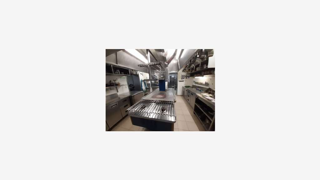 HOTEL RESTAURANT HAUT DE GAMME - 20 MN TOURS