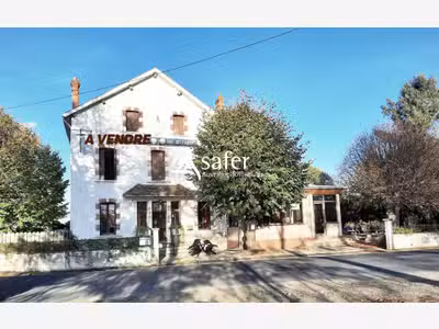 Vente hôtel restaurant sur 1.6 ha Puy-Guillaume