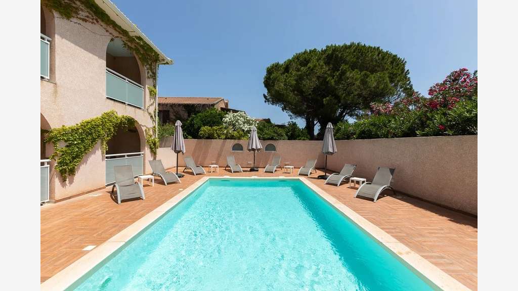 HOTEL 4* CAP CORSE MURS ET FONDS