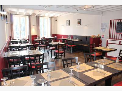 AV bar hôtel restaurant 8ch empl N°1 à Saint-Flour