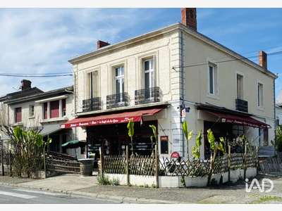 Hotel restaurant à Sainte-Foy-la-Grande