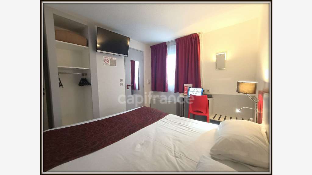 vendre SEMEAC Hôtel - Bureau